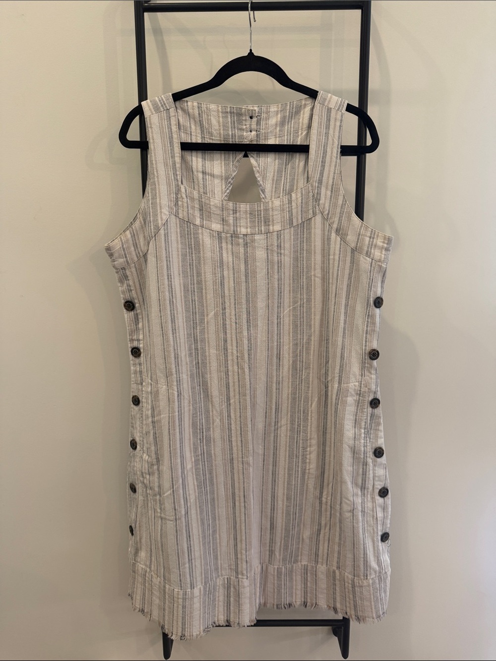 Sleeveless Stripe Shift Dress in Light Gray and Cream